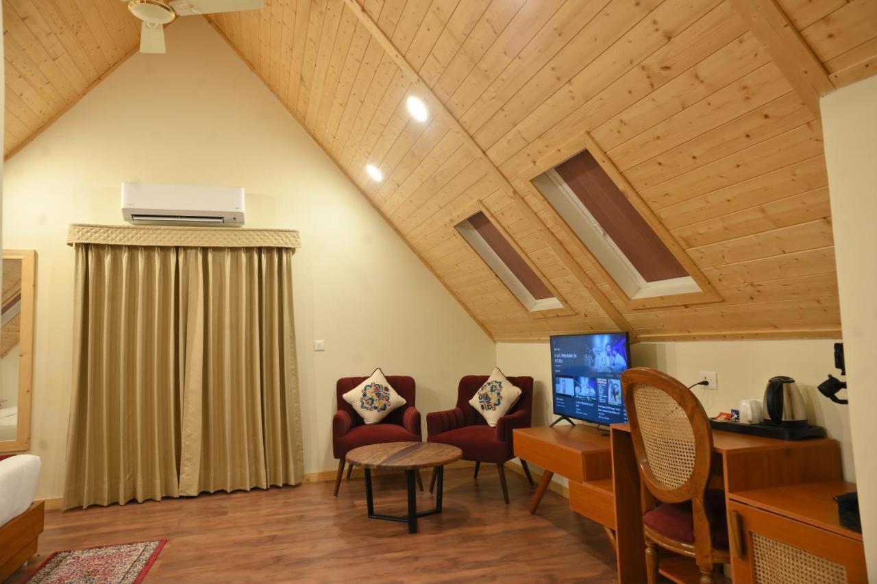 Samsara Luxury Cottages & Spa, Chail Hills Kandāghāt Εξωτερικό φωτογραφία